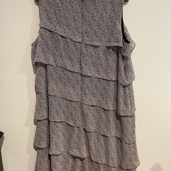 NWT CJBanks flapper style sleeveless dress black & white floral print. Size 20W - Picture 2 of 5